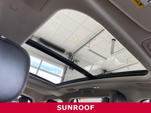 Used 2022 Lincoln Aviator Reserve w/ Equipment Group 201A image 30