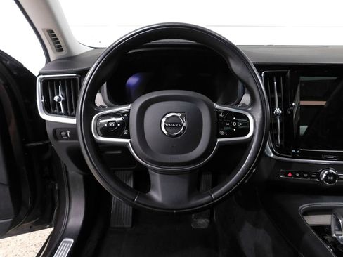 Used 2022 Volvo V90 B6 Cross Country AWD/4WD image 30