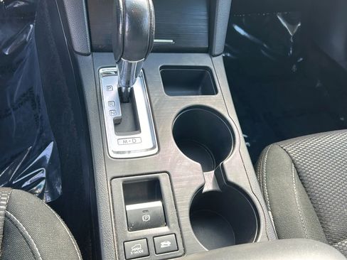 Used 2015 Subaru Outback 2.5i Premium image 20