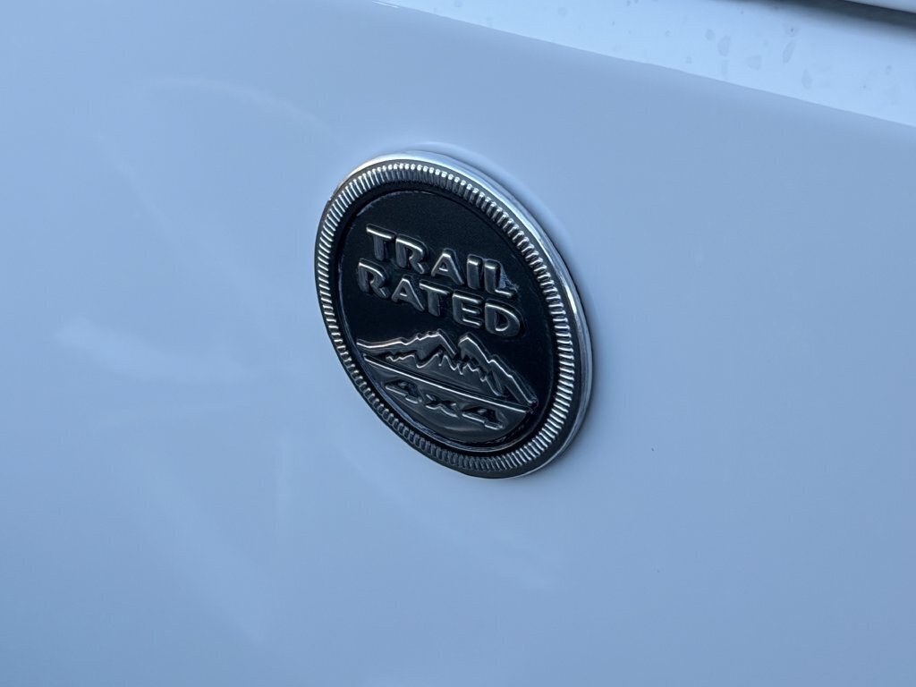 Used 2015 Jeep Wrangler Sport AWD/4WD image 12