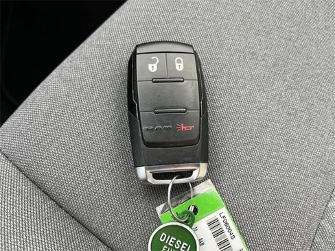 Used 2024 RAM 3500 Big Horn image 36
