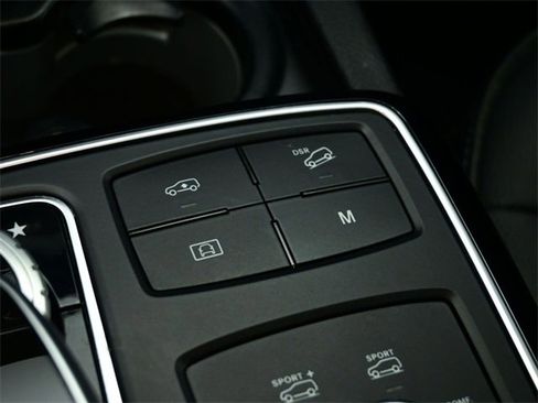 Used 2017 Mercedes-Benz GLE 43 AMG 4MATIC image 29