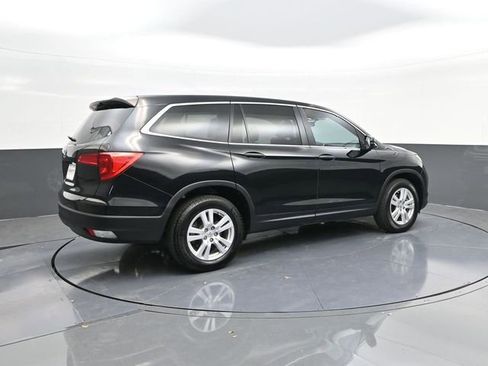 Used 2018 Honda Pilot LX image 15