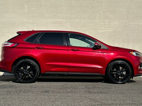 Used 2020 Ford Edge ST w/ Equipment Group 401A image 3