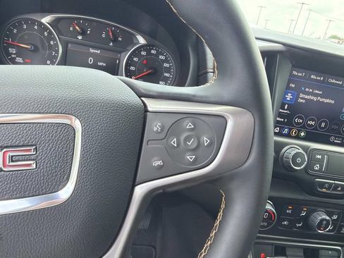 Used 2024 GMC Terrain AT4 AWD/4WD image 25