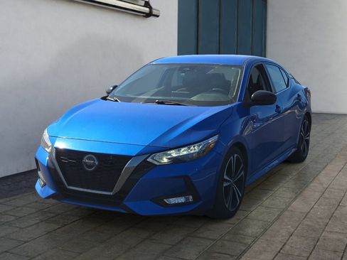 Used 2021 Nissan Sentra SR FWD image 3