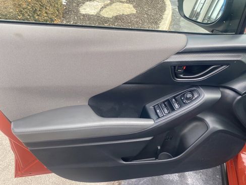 Used 2024 Subaru Crosstrek 2.0i Premium image 18