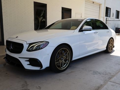 Used 2020 Mercedes-Benz E 450 4MATIC Sedan image 1