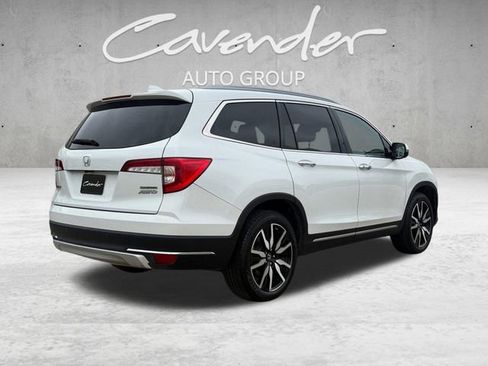 Used 2022 Honda Pilot Touring image 16