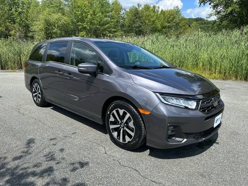 Used 2025 Honda Odyssey EX-L image 7