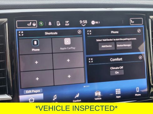 Used 2024 Chrysler Pacifica Touring-L image 19