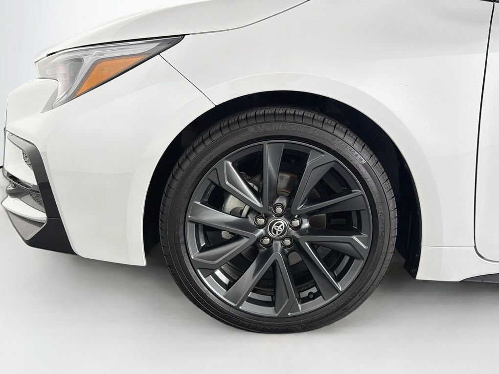 Used 2025 Toyota Corolla SE FWD image 32