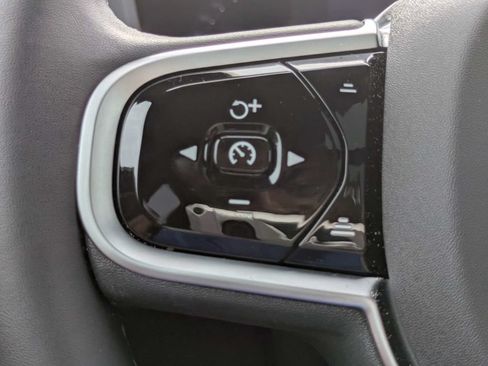 Certified 2026 Volvo XC60 B5 Plus w/ Protection Package Premier AWD/4WD image 27