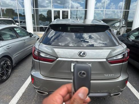 Used 2017 Lexus RX 350 AWD w/ Premium Package image 4