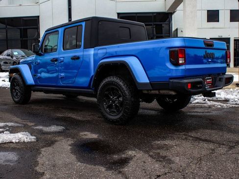 Used 2022 Jeep Gladiator Willys image 4