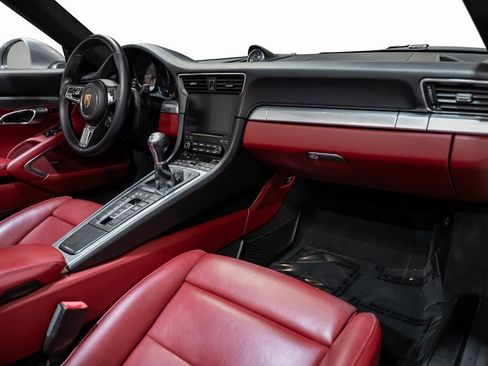 Used 2017 Porsche 911 Carrera 4S image 58