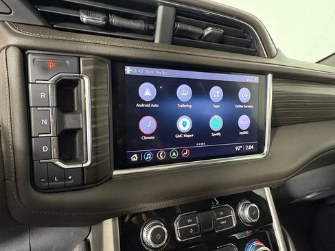 Used 2021 GMC Yukon XL Denali w/ Denali Premium Package AWD/4WD image 22