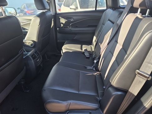 Certified 2022 Honda Pilot Special Edition image 11