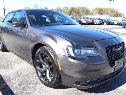 Used 2023 Chrysler 300 S image 3
