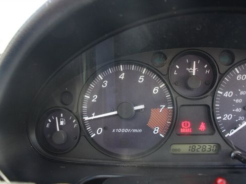 Used 1999 MAZDA MX-5 Miata RWD image 11