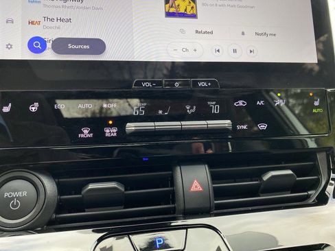 Used 2024 Toyota bZ4X XLE w/ Weather Package image 22