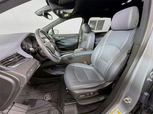 Used 2023 Buick Enclave Essence w/ Sport Touring Edition image 11