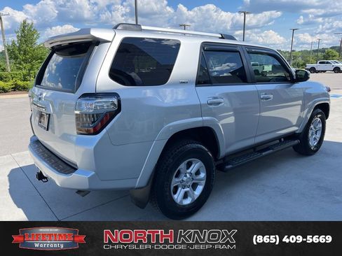Used 2022 Toyota 4Runner SR5 Premium RWD image 19