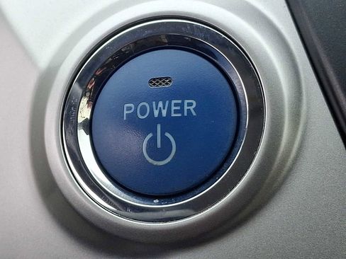 Used 2012 Toyota Prius V Three image 25