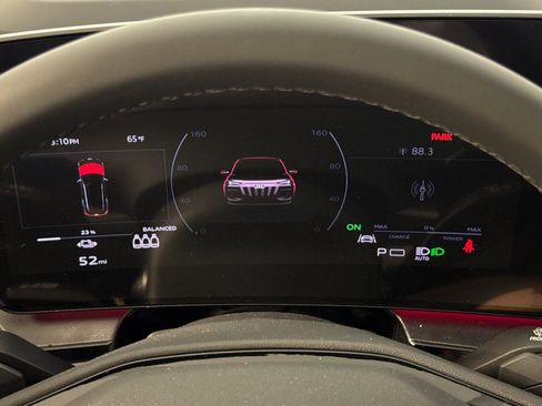 New 2025 Audi Q6 e-tron Premium Plus image 24