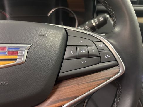 Certified 2025 Cadillac XT5 Premium Luxury image 20