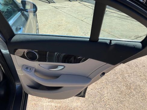 Used 2018 Mercedes-Benz C 300 Sedan image 13