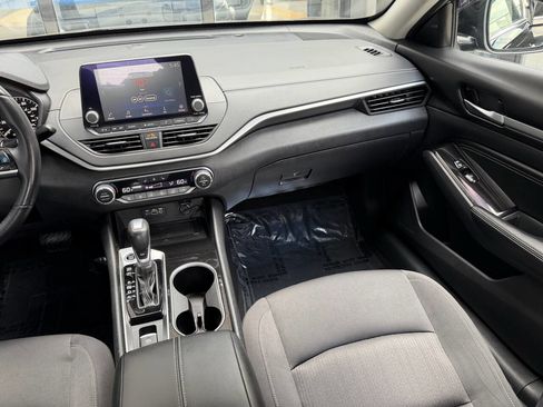 Used 2020 Nissan Altima 2.5 SV FWD image 22