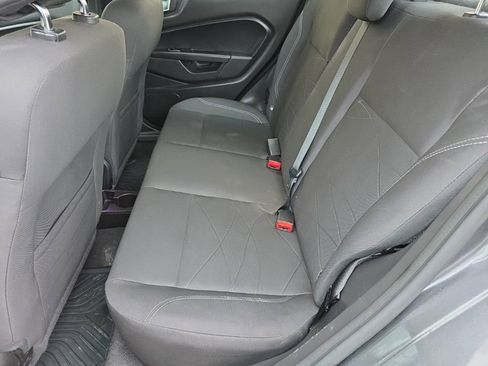 Used 2015 Ford Fiesta SE FWD image 19
