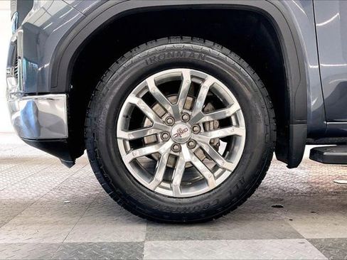 Used 2022 GMC Sierra 1500 SLT w/ SLT Premium Package image 8