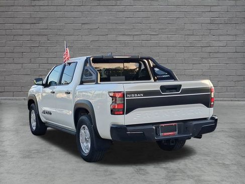 Used 2024 Nissan Frontier SV w/ Hardbody Edition AWD/4WD image 7