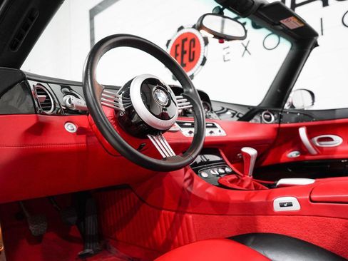 Used 2001 BMW Z8 image 10