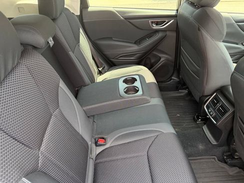 Used 2020 Subaru Forester Premium AWD/4WD image 19