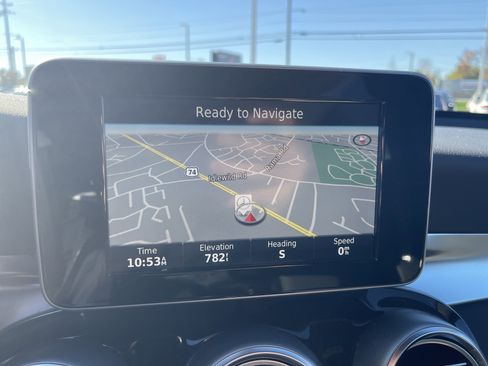 Used 2017 Mercedes-Benz GLC 300 4MATIC image 24