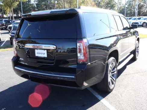 Used 2019 GMC Yukon XL Denali w/ Open Road Package image 9