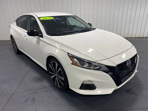 Used 2022 Nissan Altima 2.5 SR image 12