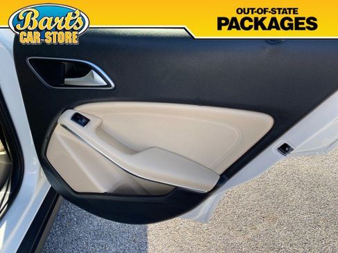 Used 2019 Mercedes-Benz GLA 250 4MATIC w/ Convenience Package image 9