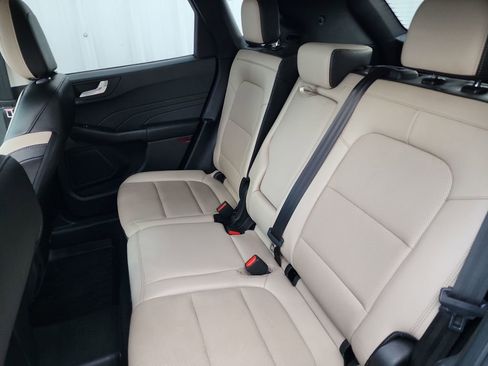 Used 2022 Ford Escape SEL image 38