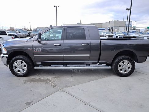 Used 2018 RAM 3500 Big Horn image 3