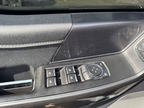 Used 2023 Ford F150 Lariat w/ Equipment Group 502A High image 22