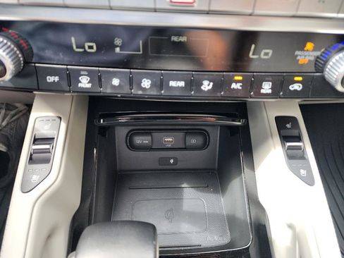 Used 2022 Kia Telluride EX image 20