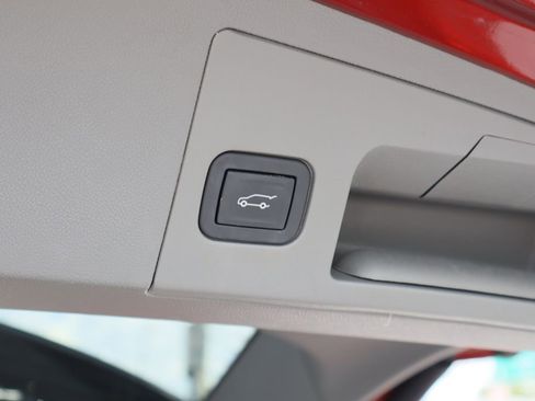 Used 2023 Cadillac XT5 Premium Luxury FWD image 27