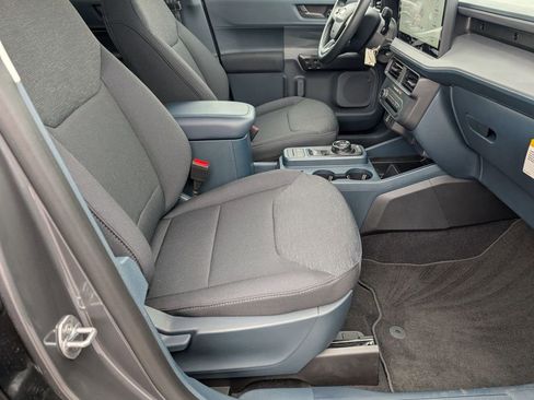 New 2025 Ford Maverick XL image 46