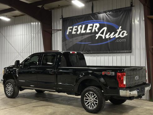 Used 2017 Ford F250 Lariat w/ Lariat Ultimate Package image 9