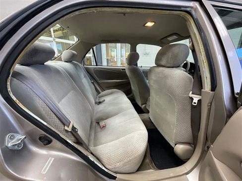 Used 2000 Toyota Corolla image 22