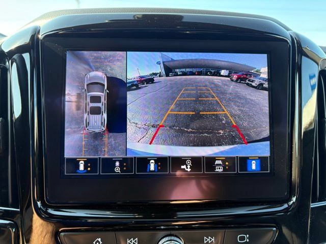 Used 2023 Chevrolet Traverse RS AWD/4WD image 30